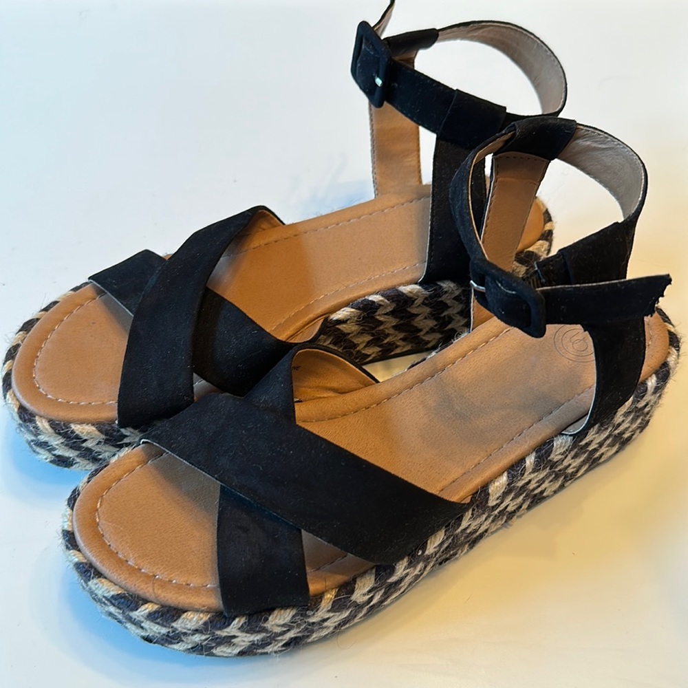 Urban Outfitters Platform Sandals